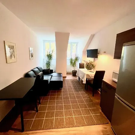 Stilvolles Studio- Mit Einzigartiger Aussicht